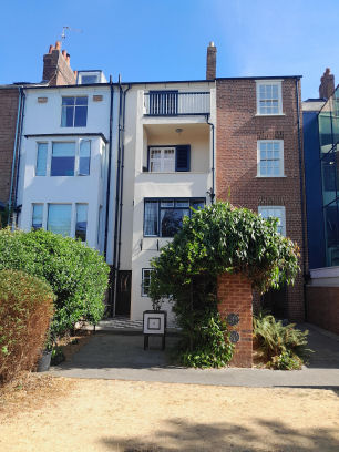 78 Derngate, Northampton
